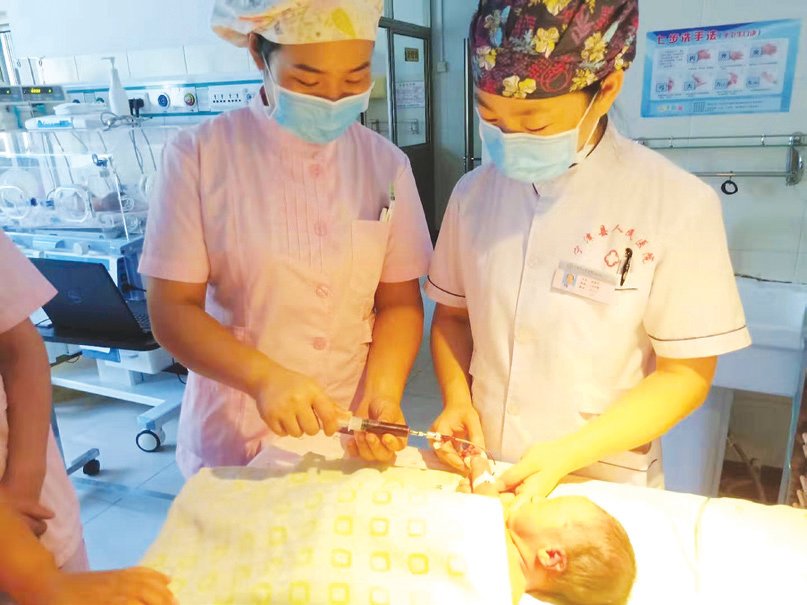 山丹县妇婴监护型护送